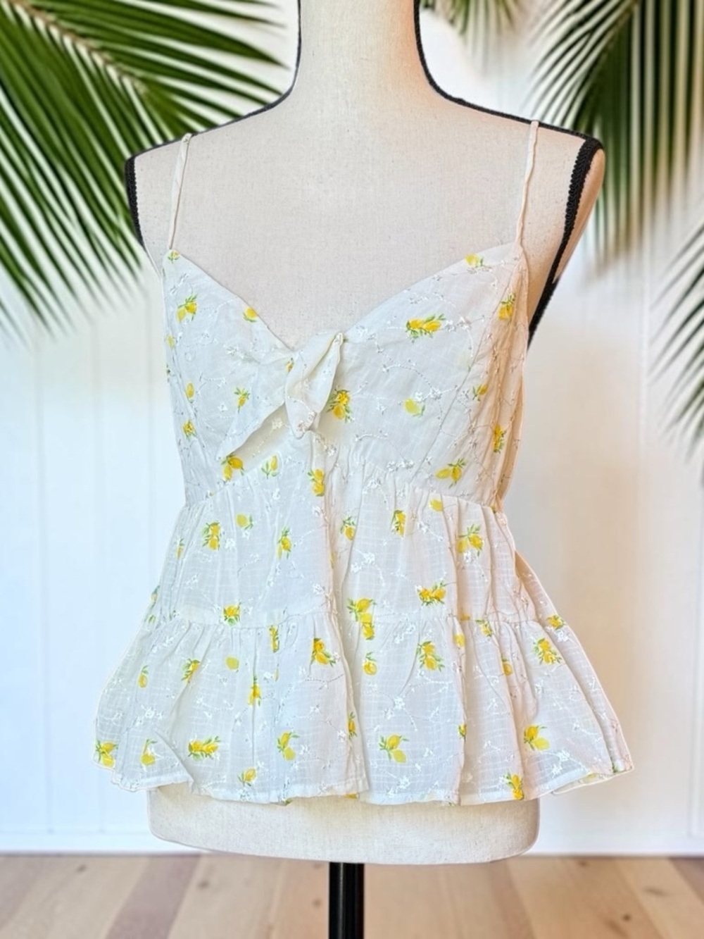 Trixxi Lemon Print Babydoll Peplum Cami Top Medium Cottagecore